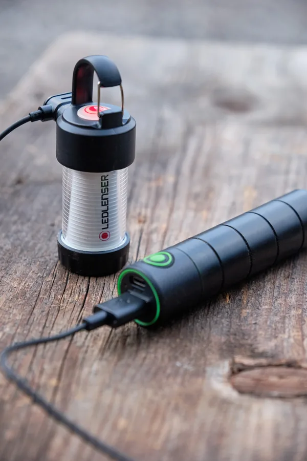 Carregador Powerbank Flex3 para C7R Classic, H8R, MH11 e outros: em uso